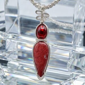 Colgante de Thulita y Granate.